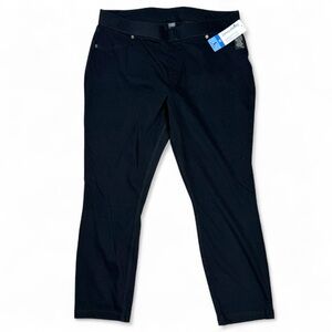 June & Daisy Denim Capri Pants Womens Size L Black Back Pockets NWT